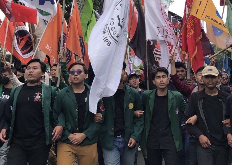 ketua-bem-fis-unj-luthfi-ridzki-fakhrian-dkk-dok-bem-fis-unj-1